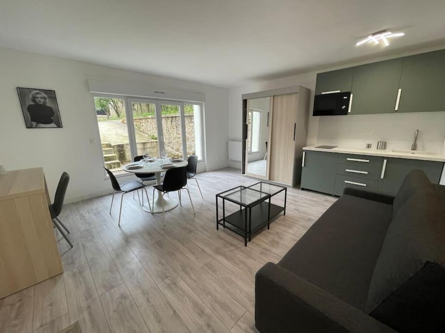01.Studio#Creteil#Loft#Cinema Bagian luar foto